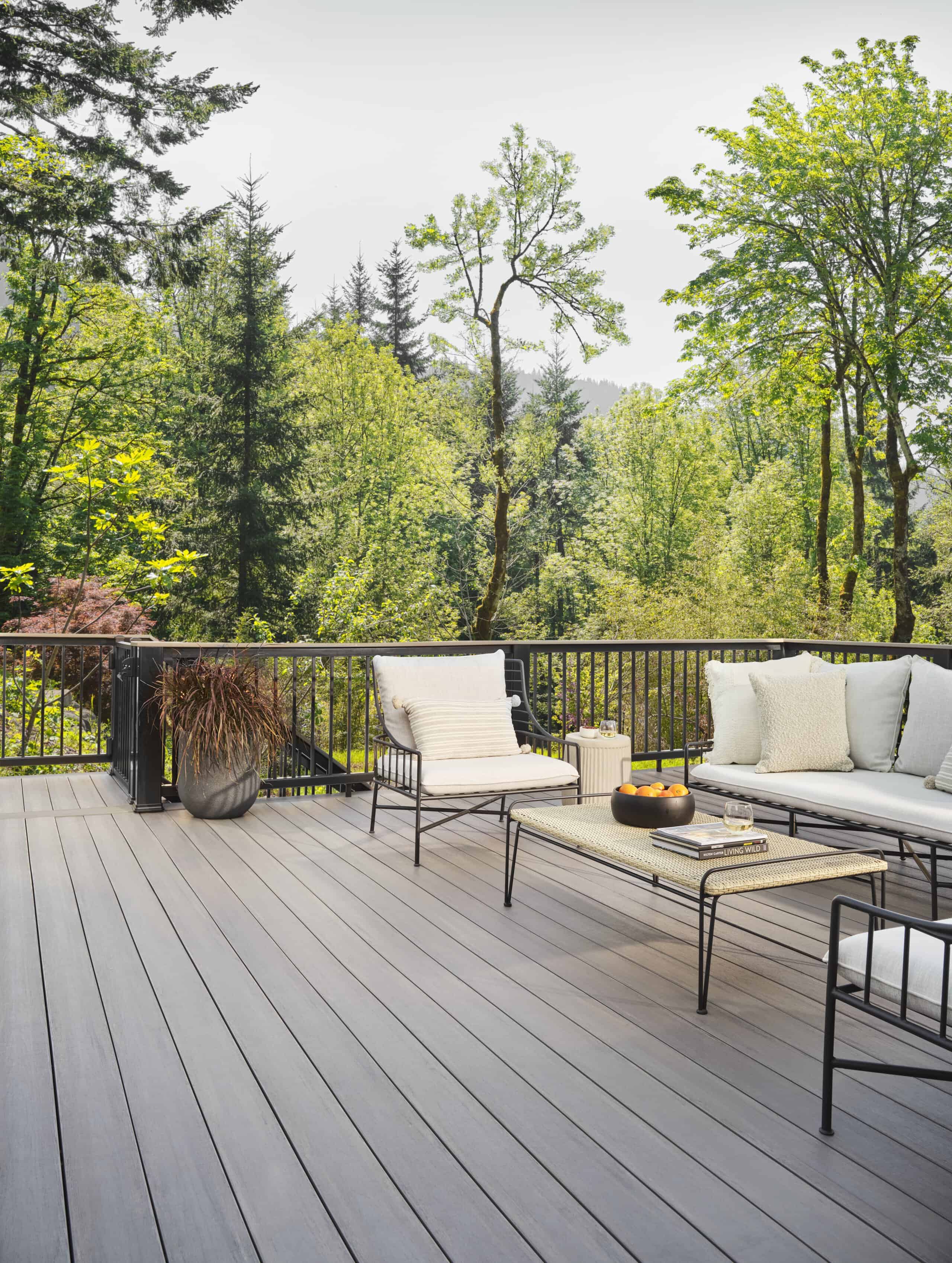 Timbertech Landmark Castlegate Decking